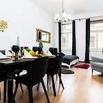 Grand Luxury Gold Suite